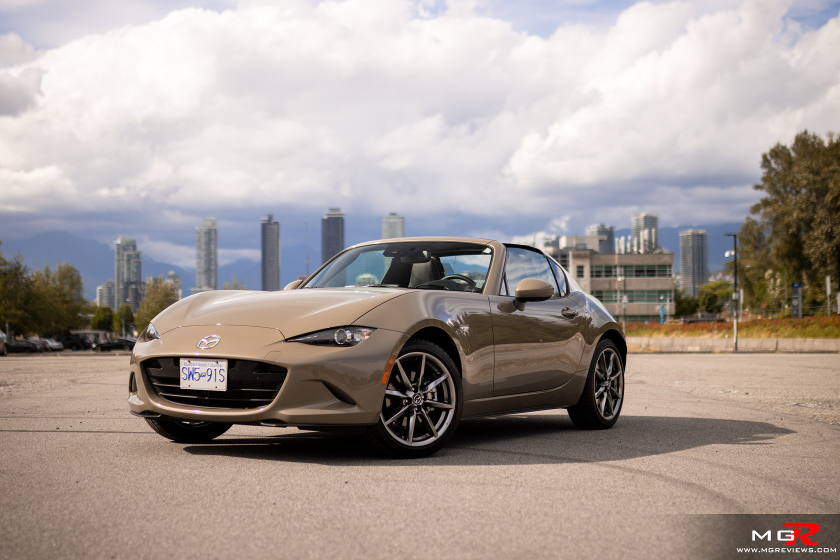 2023-Mazda-MX-5-RF-16.jpg